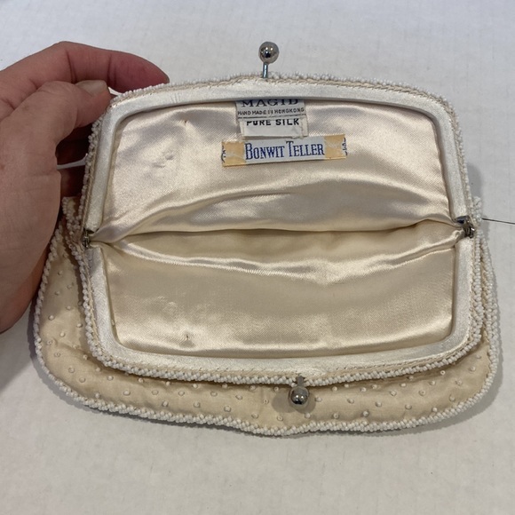 MAGID Pure Silk Cream Beaded Bag with Snowflake Design from Bonwit Teller - Picture 7 of 11